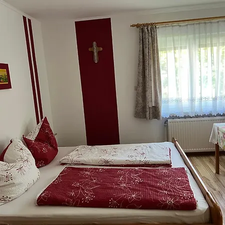Panzió Gaestehaus Lumesberger