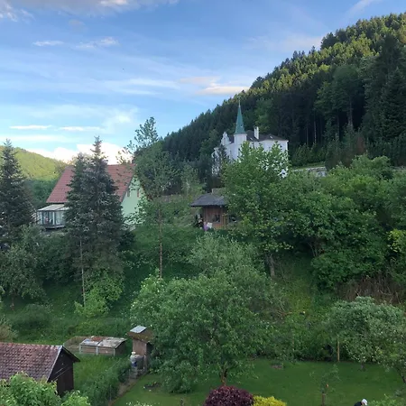 Gaestehaus Lumesberger 3* グライン