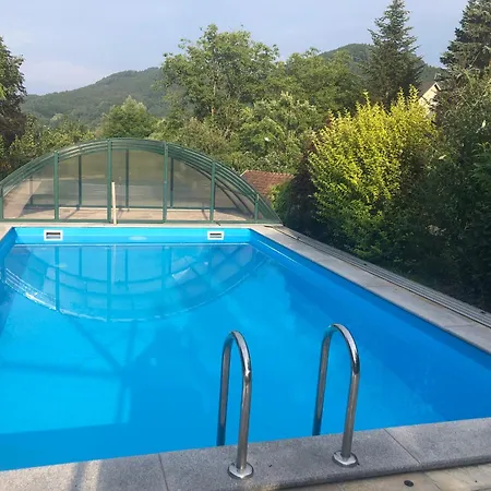 Gaestehaus Lumesberger Panzió 3*