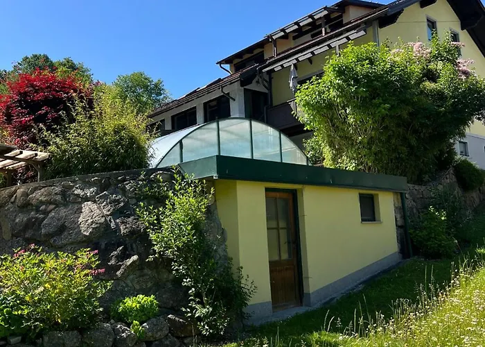 Bed & Breakfast Gaestehaus Lumesberger