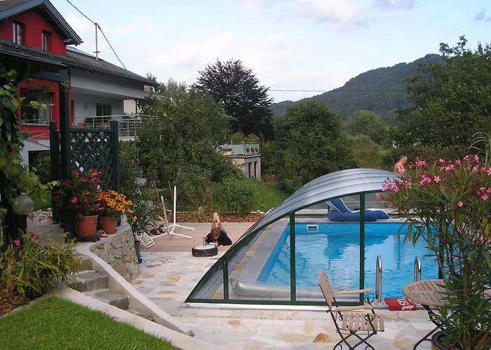 Gaestehaus Lumesberger Bed & Breakfast