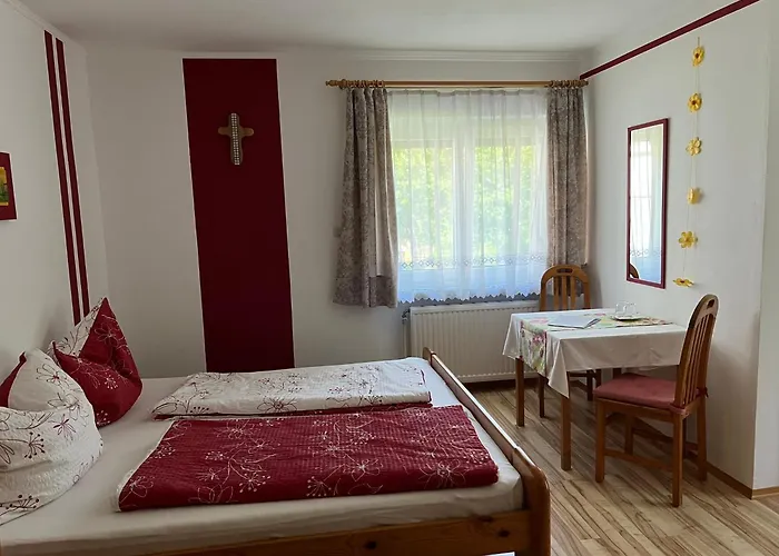 Gaestehaus Lumesberger